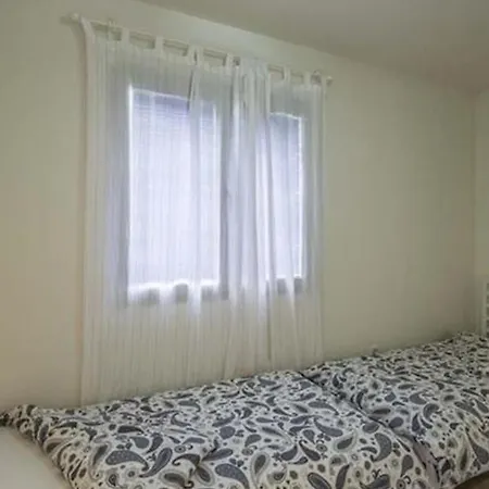 فيلة Stylish 4 Bedroom Villa *